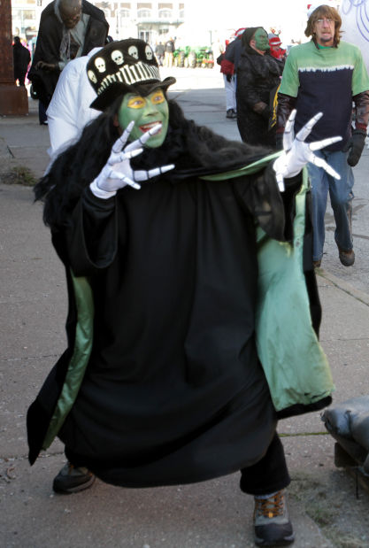 112313-festival-parade-17